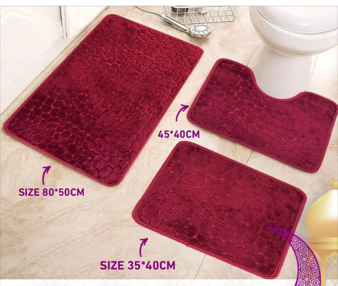 CloudSoft Bath Mats: Comfort Meets Safety!